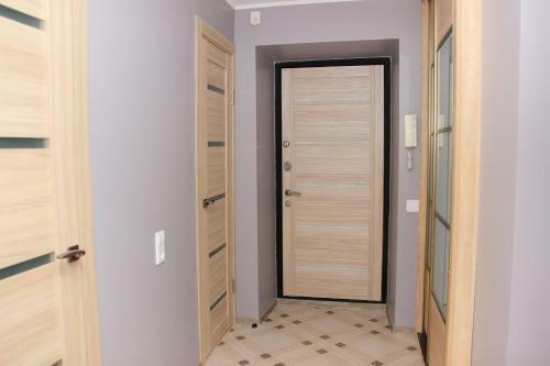 Apartment On Suhaya Street 64a