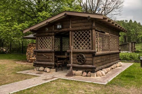 Agroturismo Usadba Domik V Pushche