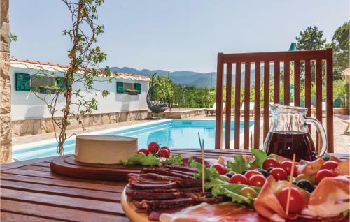 Holiday Home Zavojane V