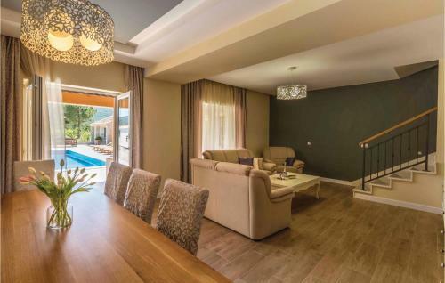 Holiday Home Zavojane V