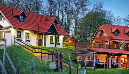 Apartments Zaboky Village