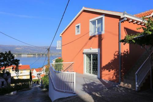 Apartment Mastrinka 2042c