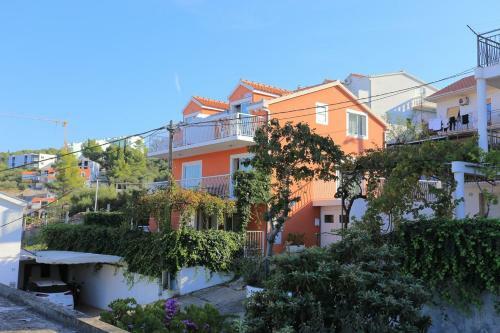 Apartment Mastrinka 2042c