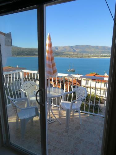 Apartments Villa Mila Mastrinka
