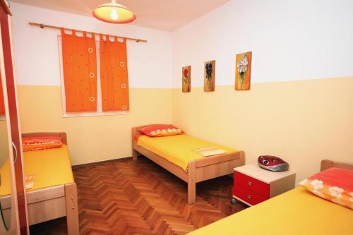 Apartment Mastrinka 1005a