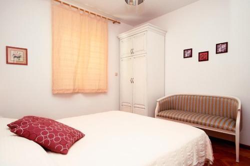 Apartment Mastrinka 1005a