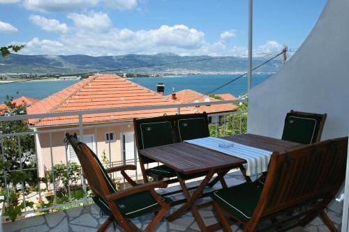 Apartment Mastrinka 1005a