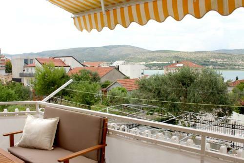 Apartments Paola