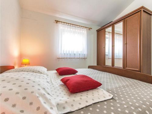 Three-bedroom Holiday Home In Vodnjan