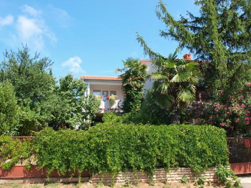 Apartments Roza 712