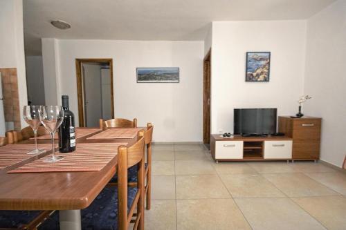 Apartments With A Parking Space Medulin - 2274