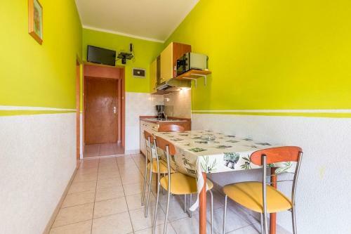 Apartments Vitomir