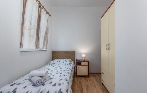 Hostal E-m Apartments With Private Pool
