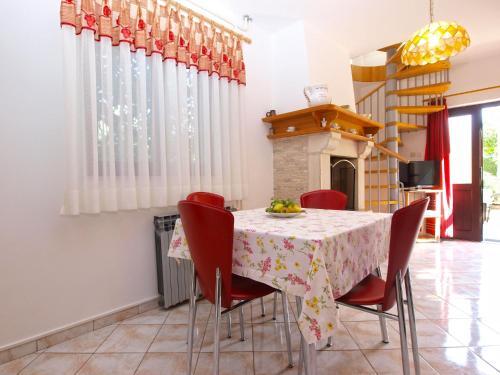 Apartment Nevenka 1482