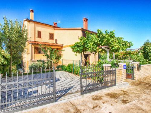 Apartment Nevenka 1482