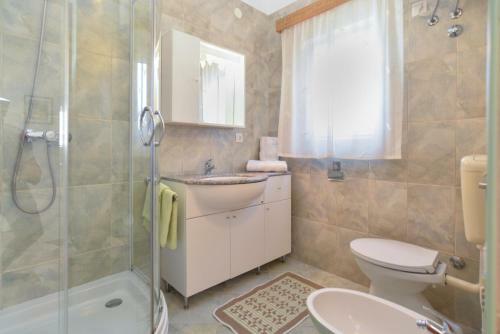 Apartments Vrcevan 811