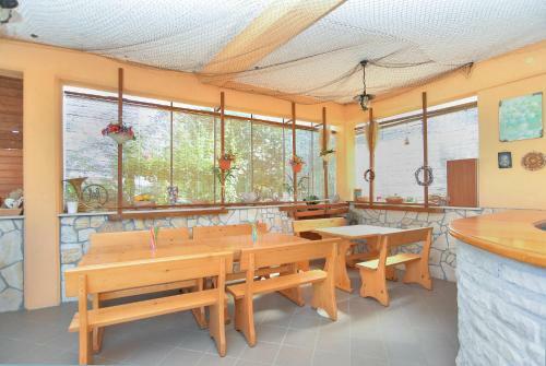 Apartments Vrcevan 811