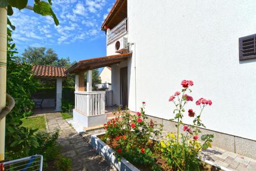 Apartment Brajdine 405