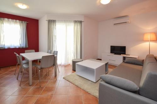 Apartments In Medulin/istrien 9379