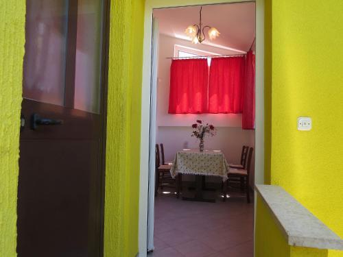 Apartments Milica 961