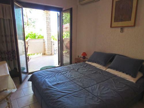 Apartments Milica 961