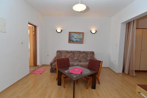 Apartments Blue 324