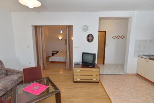 Apartments Blue 324