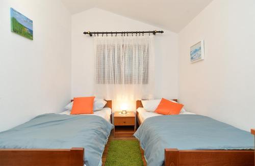 Apartments Munida 734