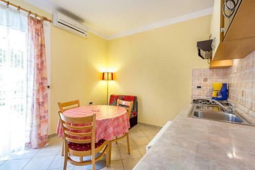 Apartments Nevija