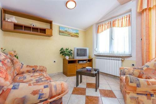 Apartments Nevija