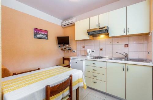 Apartments Nevija