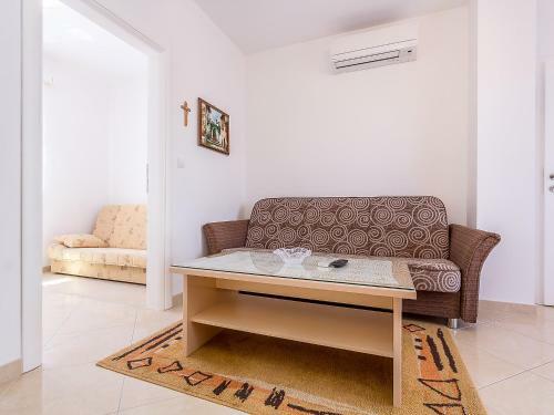 Apartment Med 454