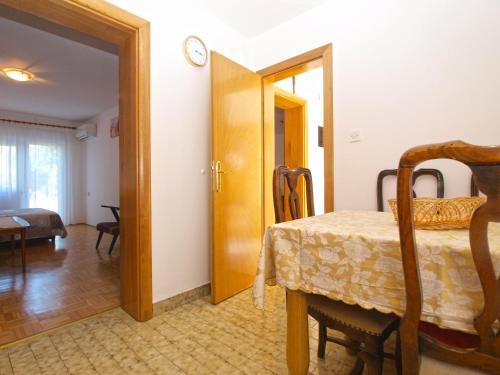 Apartments Marija 1638