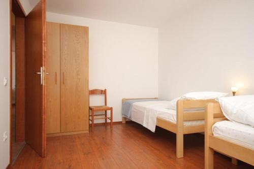 Apartments With A Parking Space Medulin - 7210