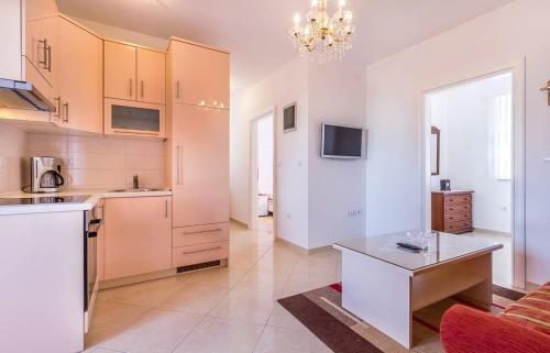 Apartments Marich