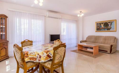 Apartments Marich
