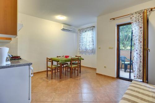 Apartments Ulika