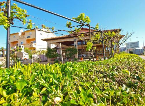 Hostal Rooms Antun 1238
