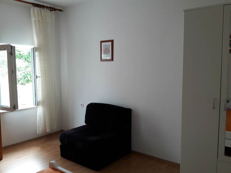 Apartments Metajna X