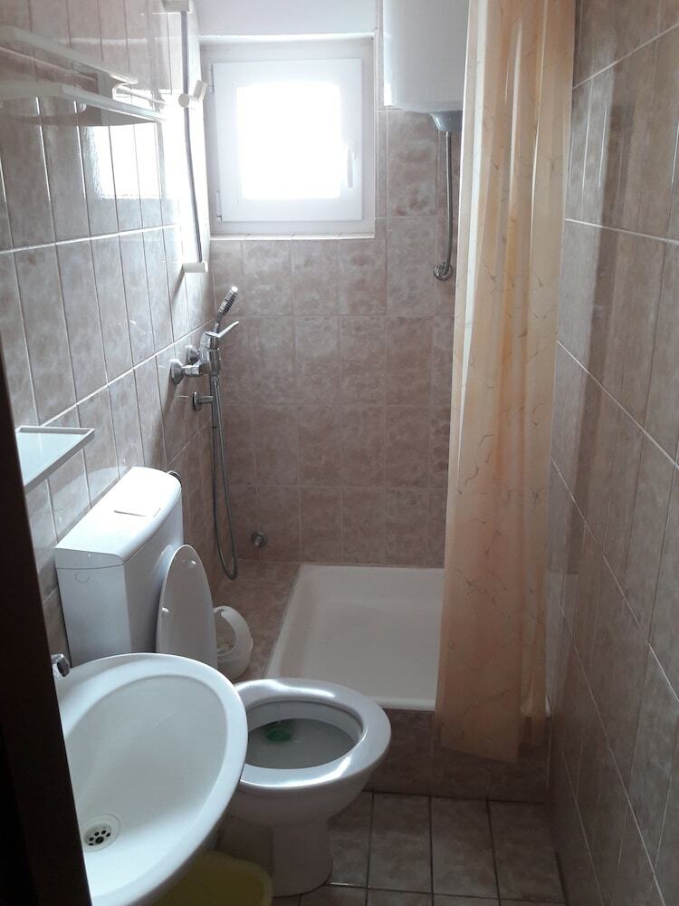 Apartments Metajna X