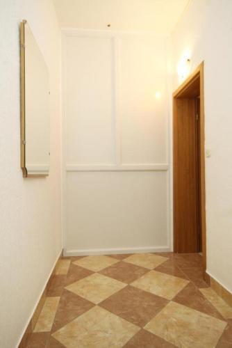 Apartment Metajna 6503g
