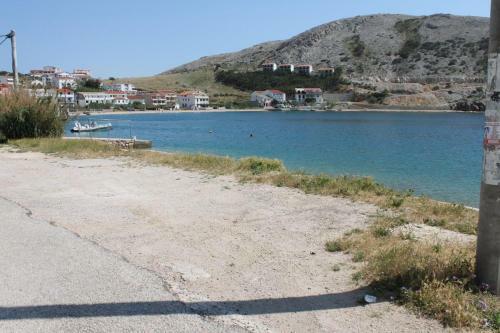 Hostal Quadruple Room Metajna 6378g