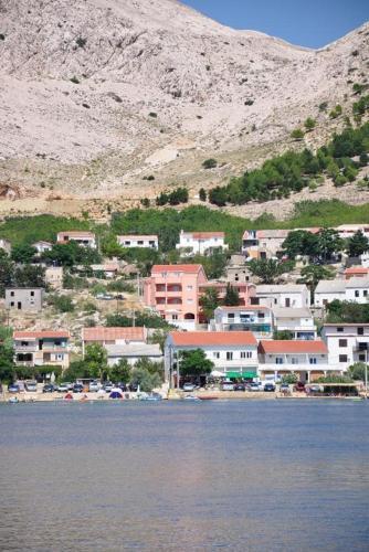 Hostal Double Room Metajna 6487b