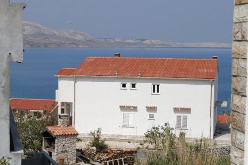Apartment Metajna 527b