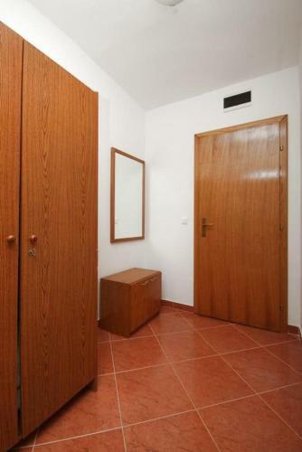 Hostal Quadruple Room Metajna 6487g