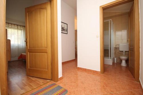 Apartment Metajna 6503b
