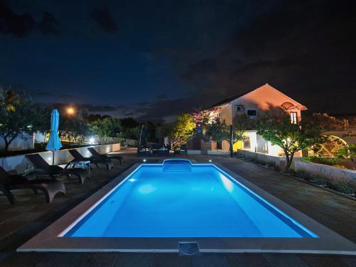 Holiday Home Villa Bravura