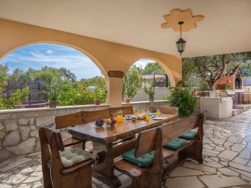 Holiday Home Villa Bravura