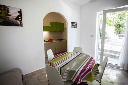 Apartments Luka