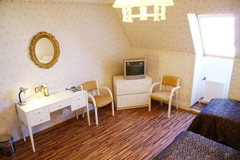 Hotel Olevi Residents